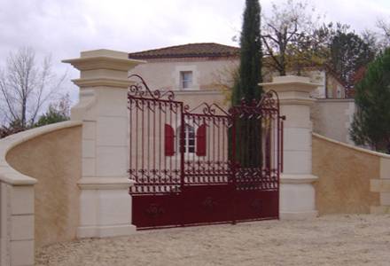 Réalisation d'un portail métallique style classique Aubagne