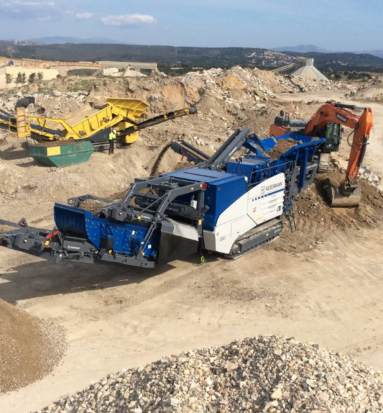 Confier le convoyage d'engins de chantier en convoi exceptionnel à une entreprise Avignon
